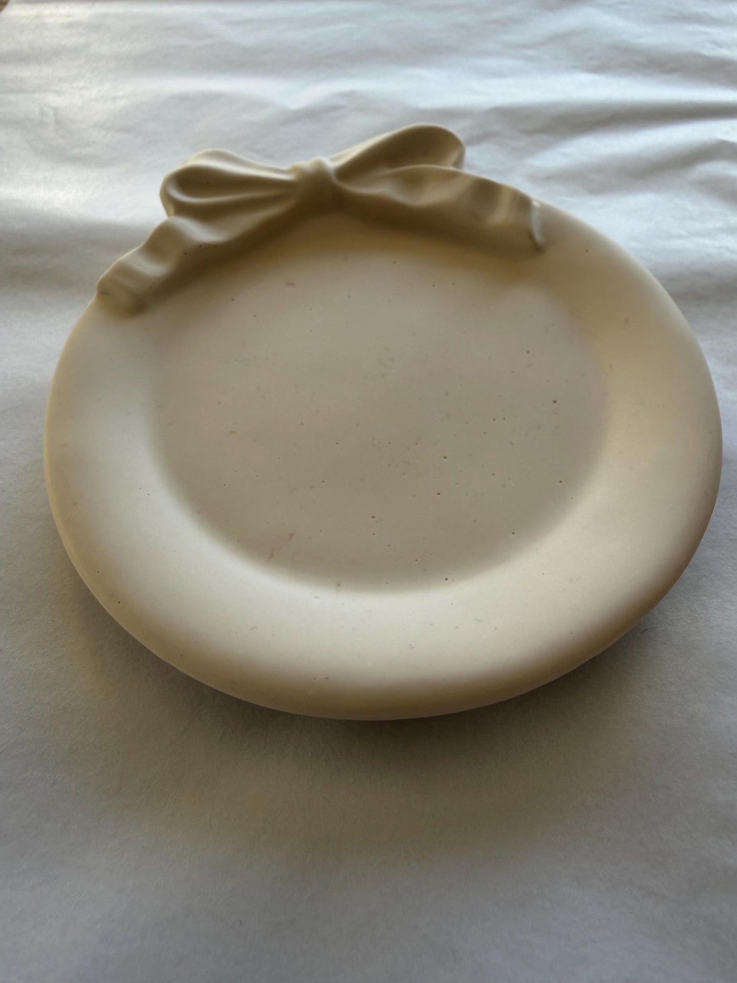 Handmade Bow Trinket Dish - Feminine Jesmonite Dish