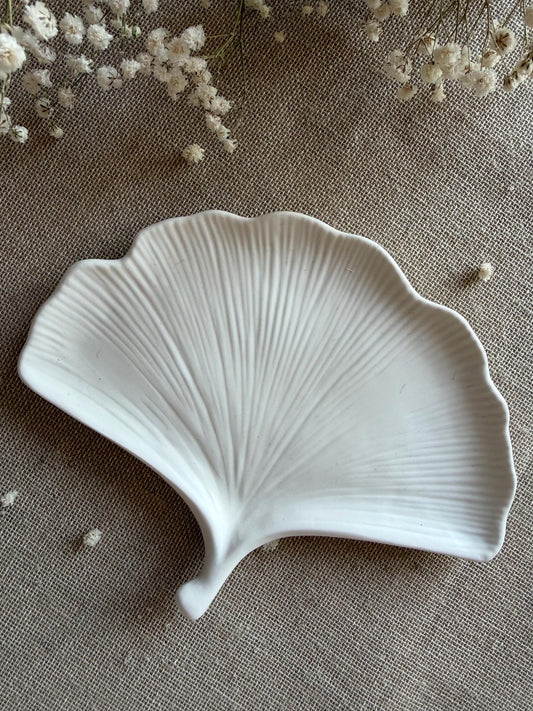 Gingko Leaf Trinket Dish - Botanical Jesmonite Dish