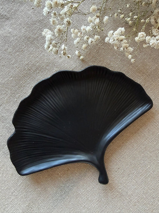 Black Gingko Leaf Trinket Dish - Modern Botanical Decor