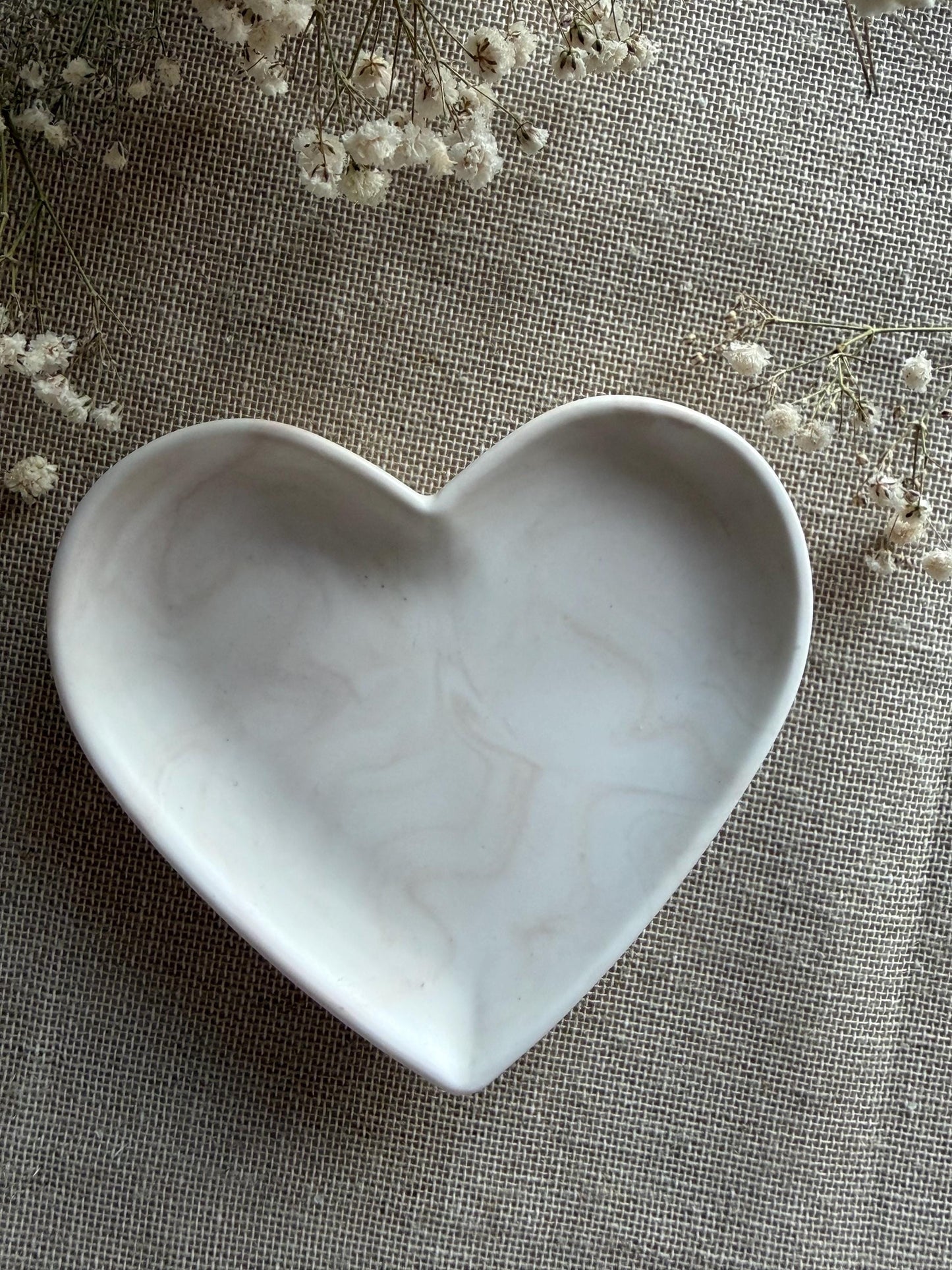 Heart Dish - Minimalist Jesmonite Trinket Dish