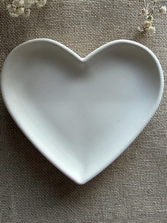 Heart Dish - Minimalist Jesmonite Trinket Dish