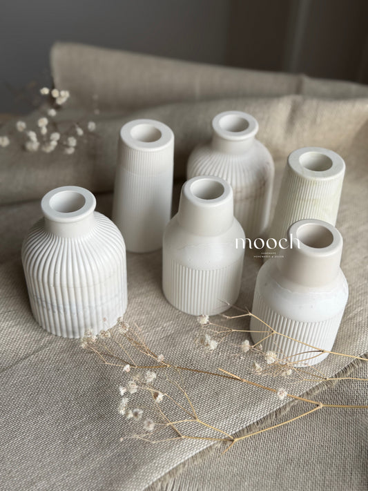 Bud vases