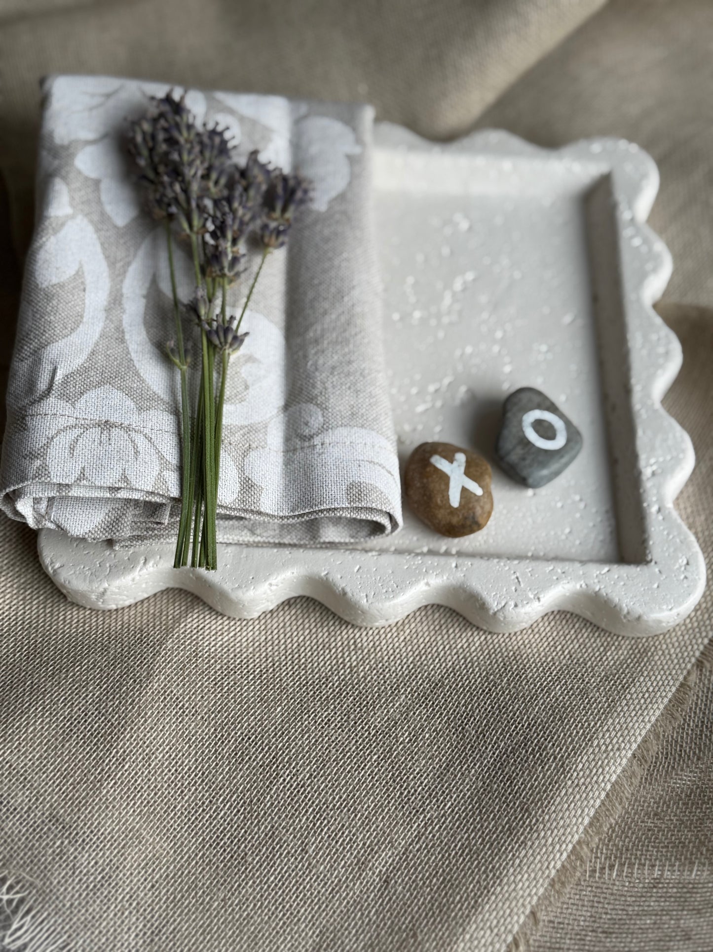 Wavy Edged Tray