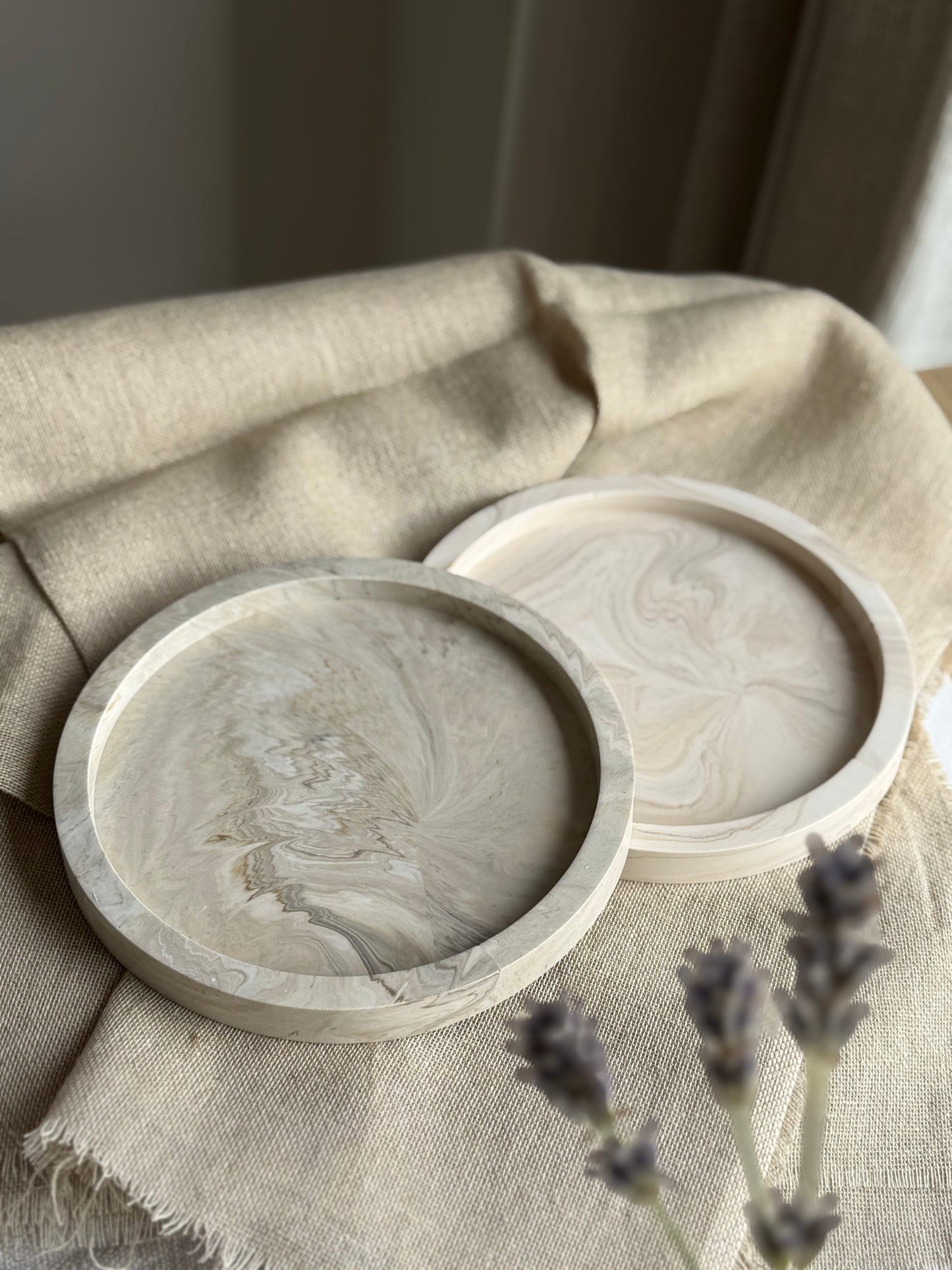 Round Marble Effect Tray - Sand